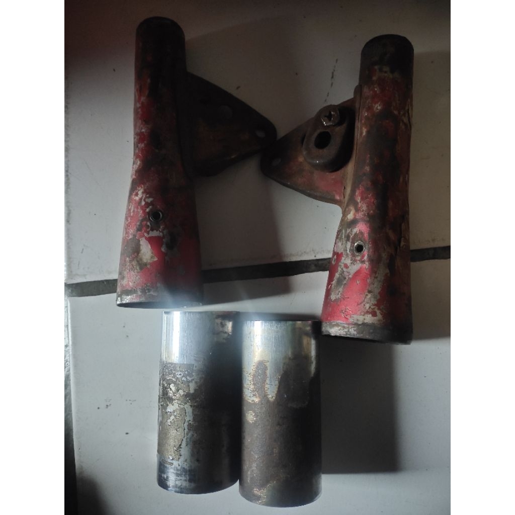 selongsong Shockbreaker depan honda cb100 Cb125 s90 s90z crome slongsong Shock depan honda s90 s90z 