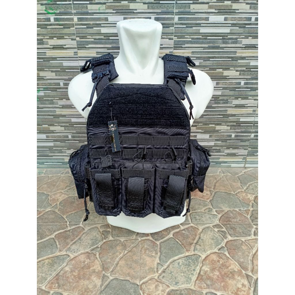 body vest model black mamba terbaru/ New bodyvest black mamba /rompi tactical Tni polri