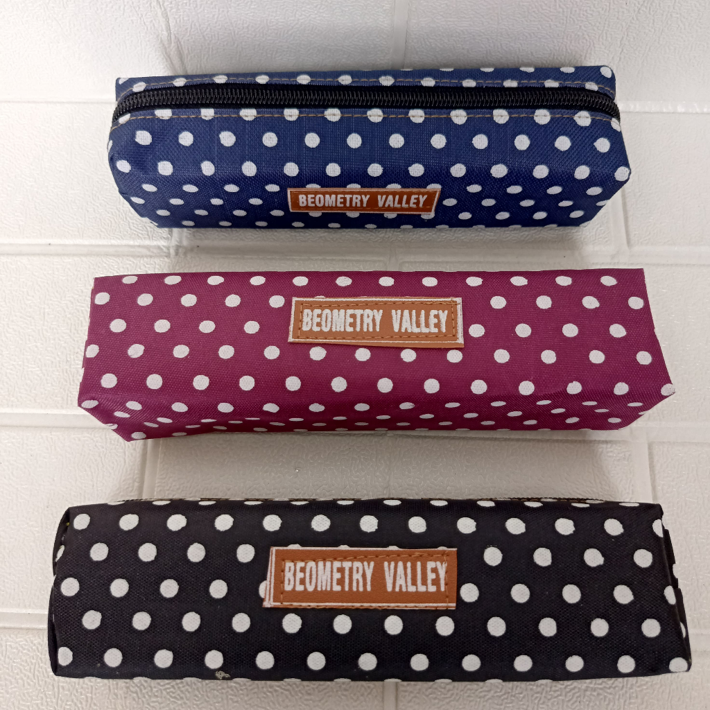 

Tepak / Tempat Pensil Resleting kain lontong Model polkadot kotak2