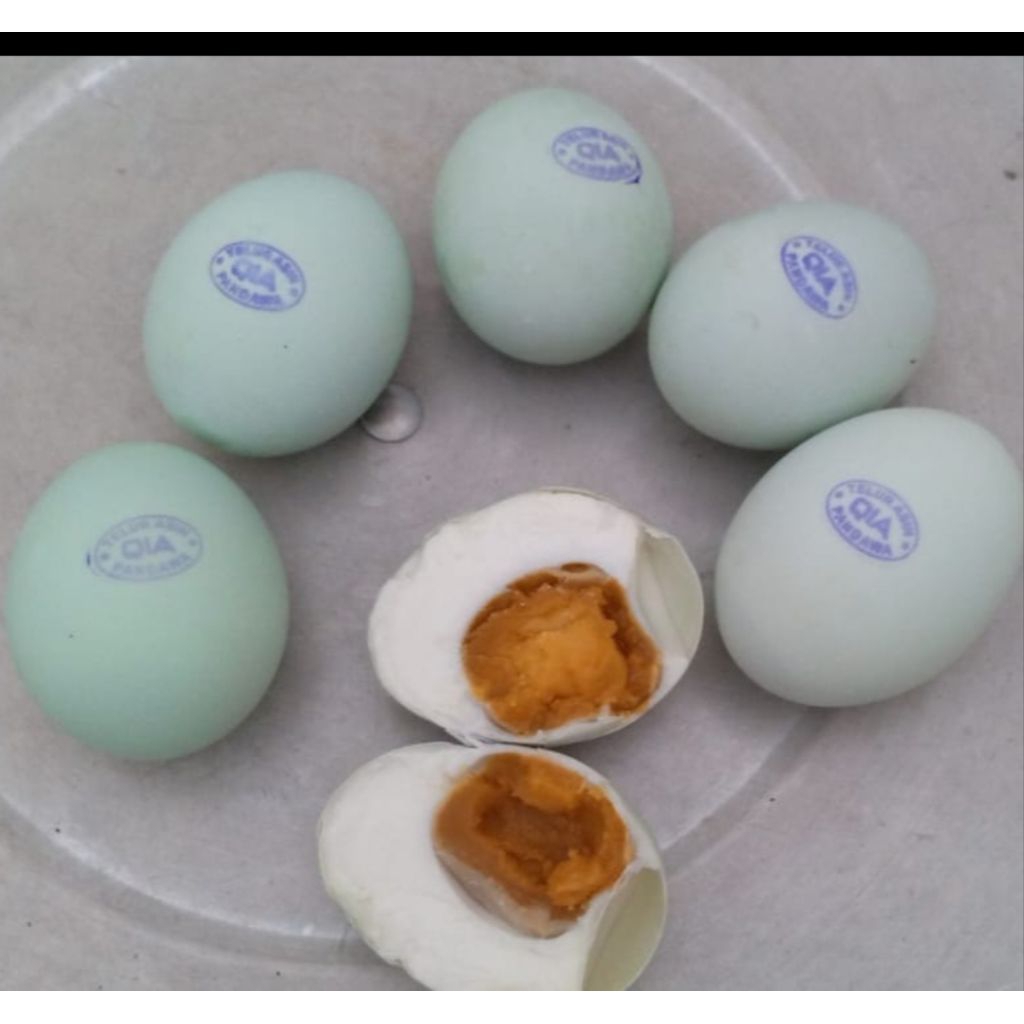 

telur asin QIA PANDAWA fresh dan masir,harga /10 biji