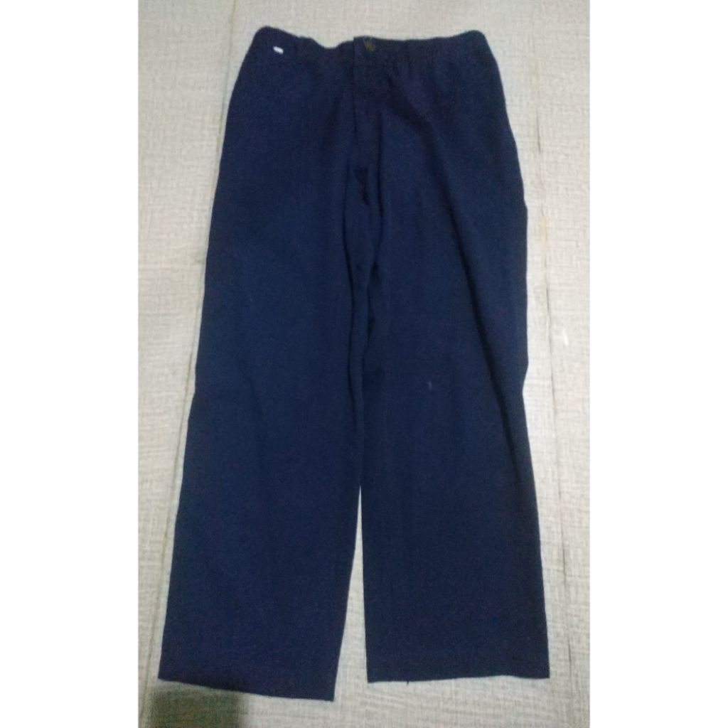 Preloved celana biru SMP merk Seragam/or150