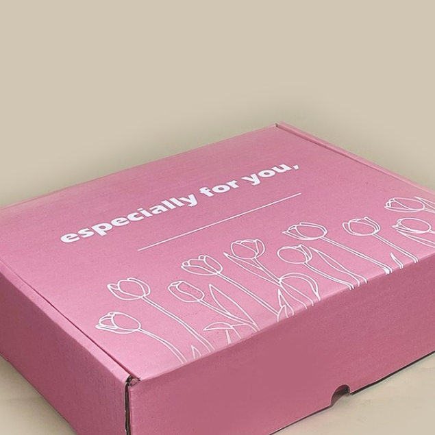 

GIFTBOX 30 X 25 X 8 CM/PRINTING BOX/KOTAK KADO/HAMPERS BOX/KADO CEWEK/HAMPERS VALENTINE/BOX KADO/BOX HOODIE