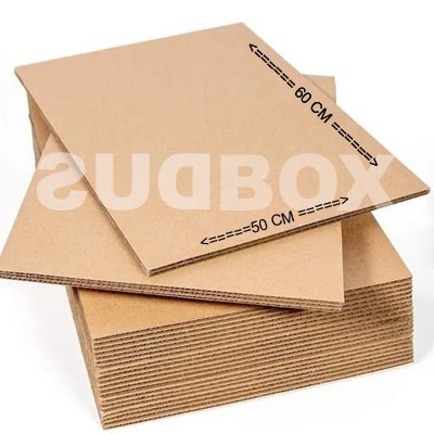 

Kardus karton box dus lembaran ukuran luar 60x50 cm bahan Diuble wall(tebal 7 mm)