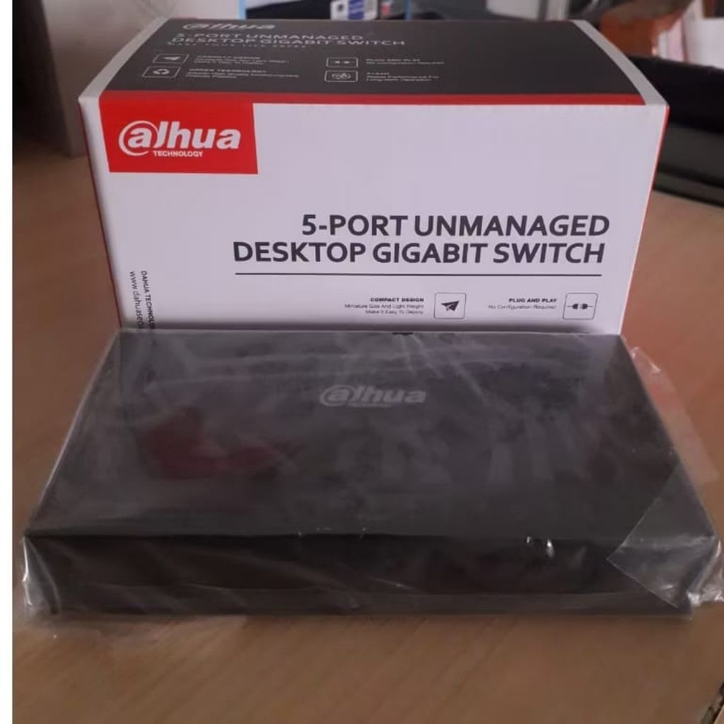 DAHUA 5-Port Unmanaged Gigabit Switch.