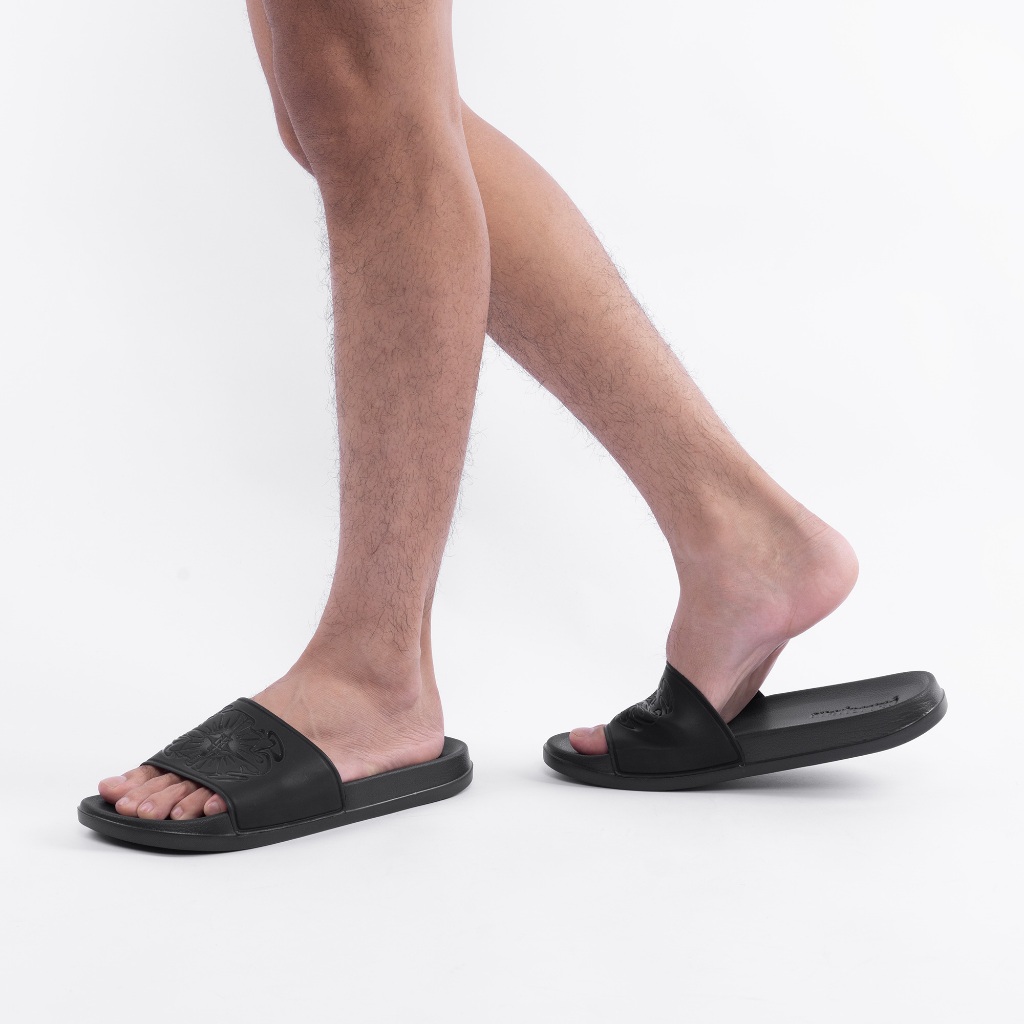 MATERNAL DISASTER ORI SANDAL SLIP ON VOL 1