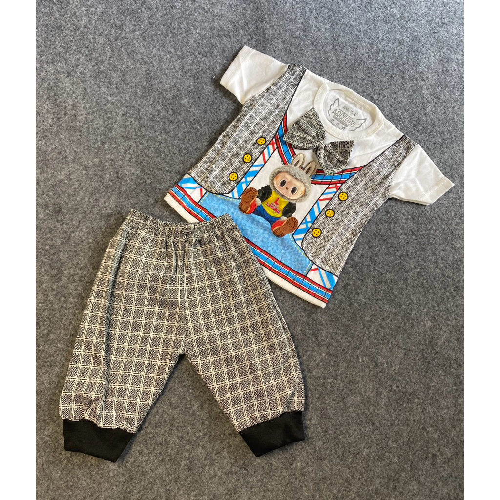 Setelan Bayi Cowok 1-2 Tahun Motif labubu | Baju Anak Laki-Laki Kaos Kerah Kancing Depan ackids