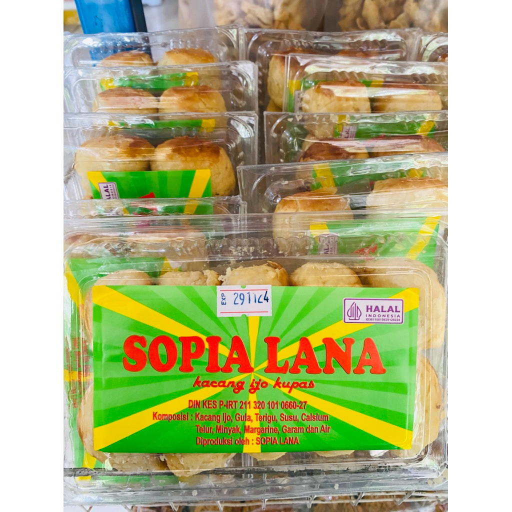 

Sopia Lana/ Moon Cake