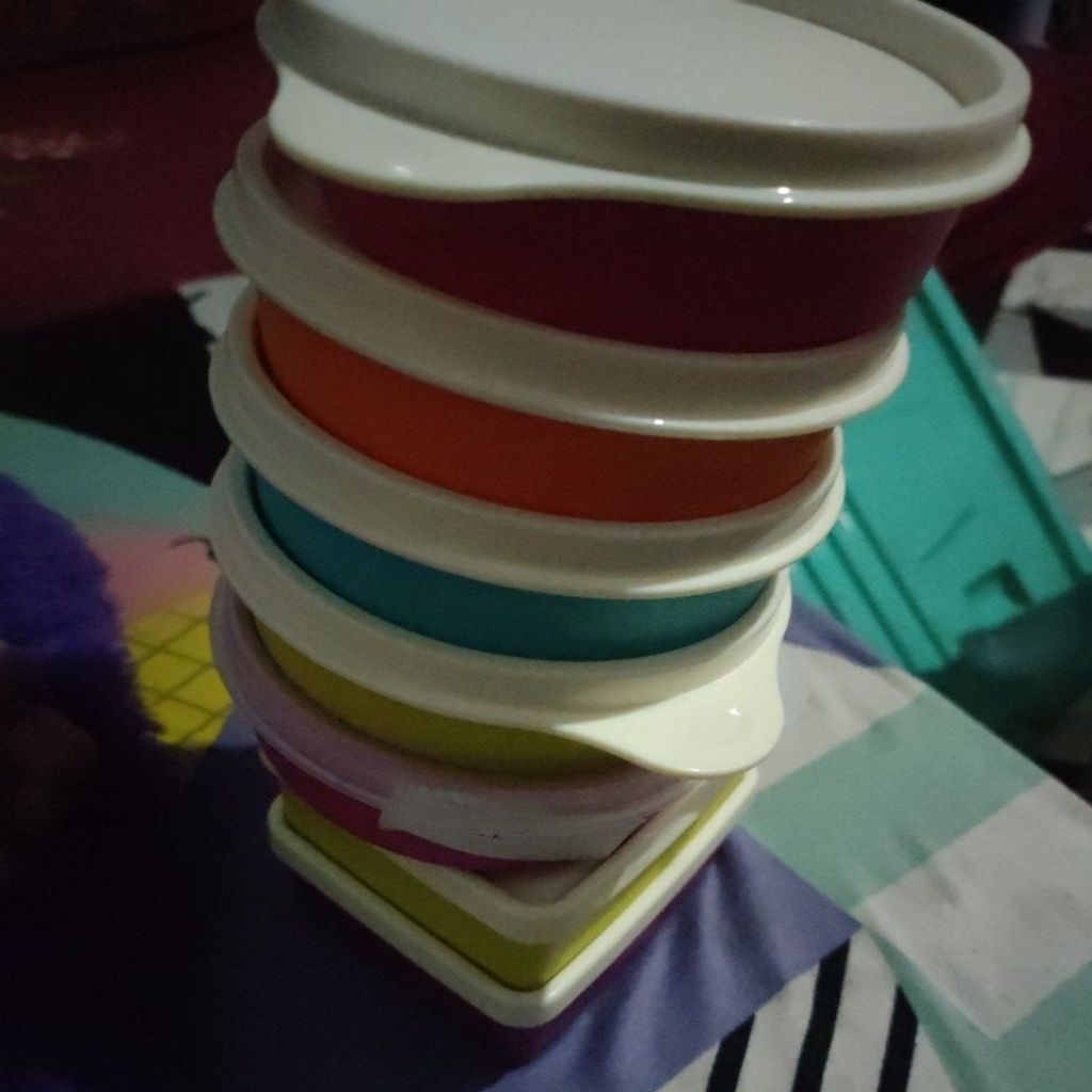 small square & small round Tupperware