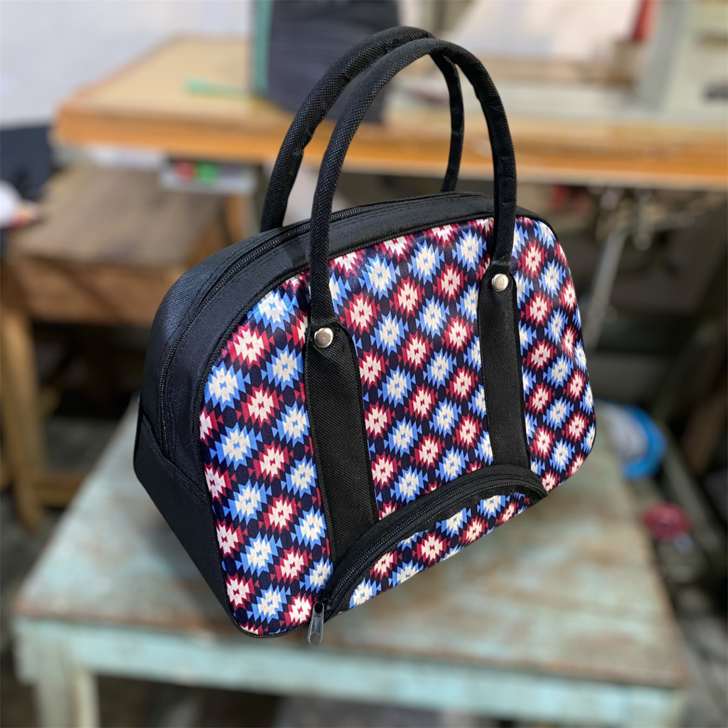 

TAS MULTIFUNGSI HAJATAN/OLEH OLEH/SOUVENIR UKURAN 10kg