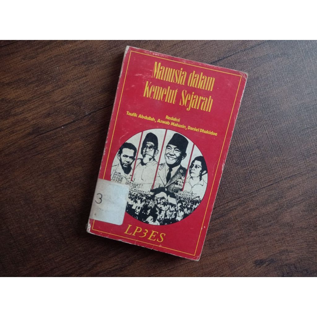 Manusia dalam Kemelut Sejarah