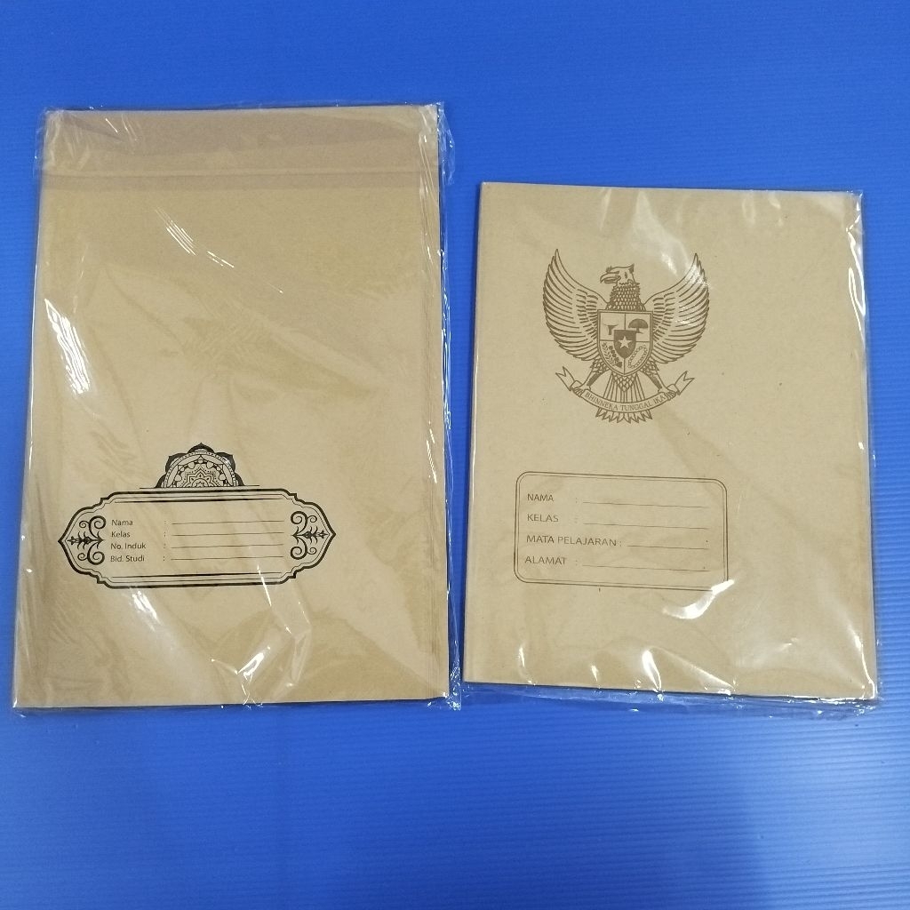 

Sampul Coklat Buku Tulis Ukuran Boxy Dan Kwarto (1 pack)