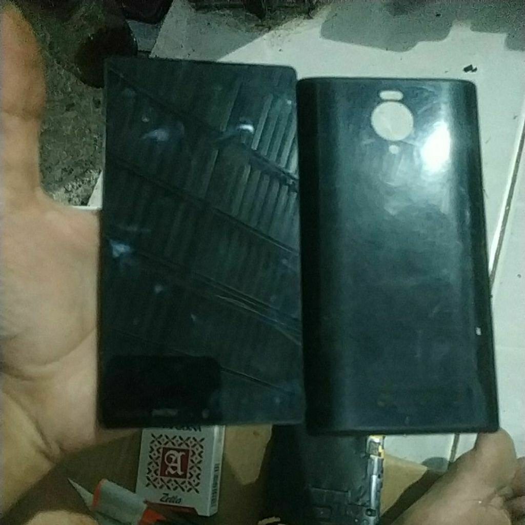 lcd +kesing aQuos 303sh