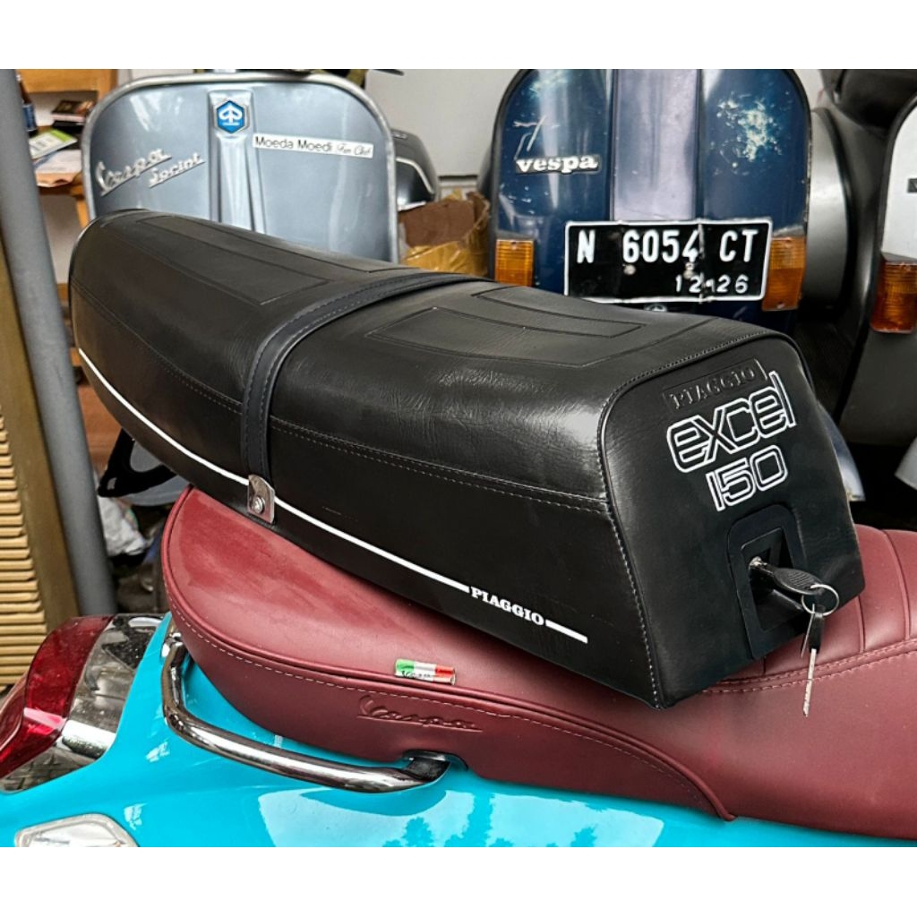 Jok vespa excel  / Jok vespa excel150 / Jok excel original
