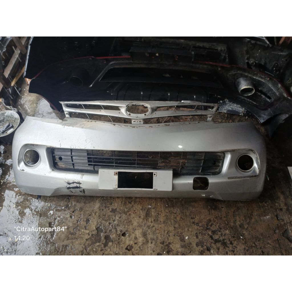 Bumper Bemper Depan Toyota Avanza tipe g 2012 Original