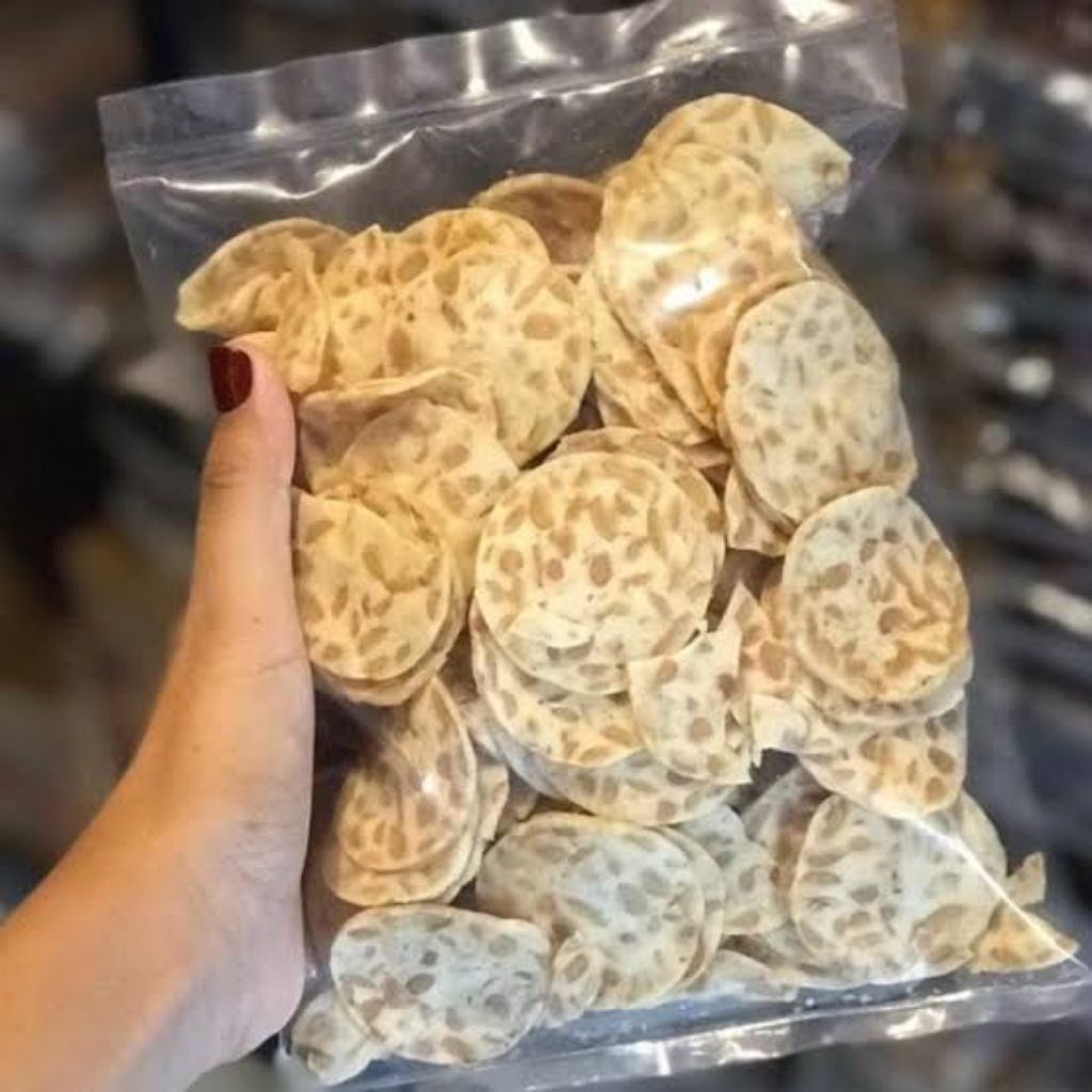

KERIPIK TEMPE SAGU ENAK RENYAH DAN GURIH 1KG