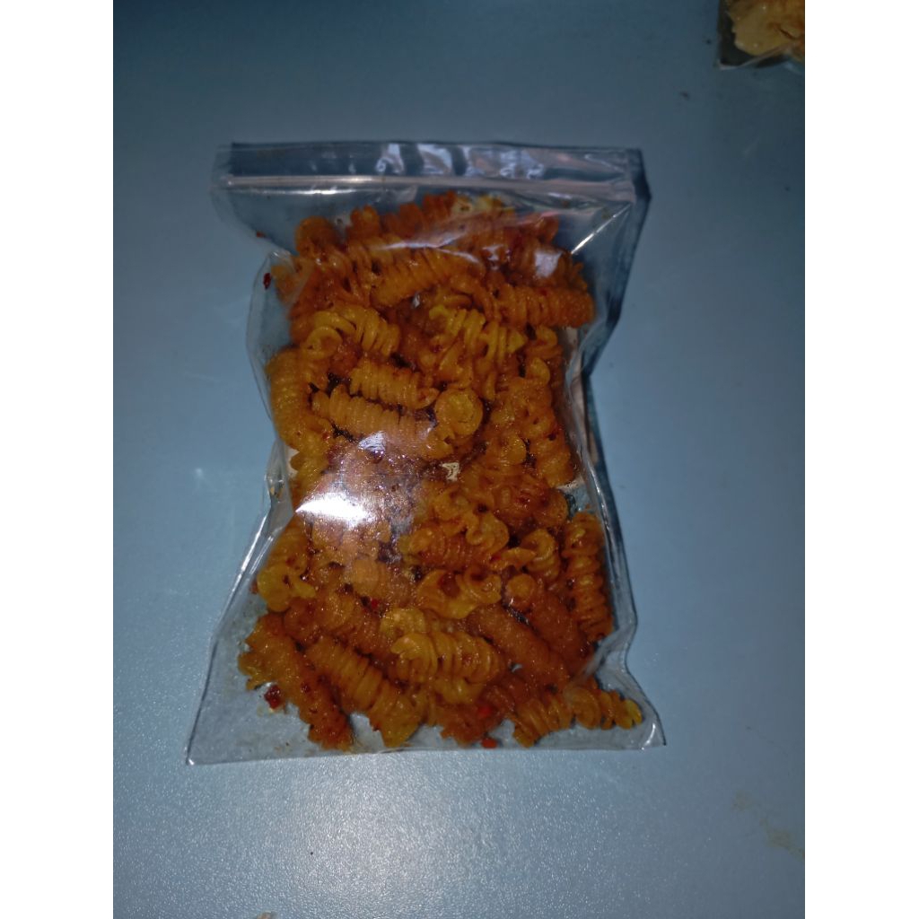 

Cemilan keluarga : Opak Makaroni Jelly