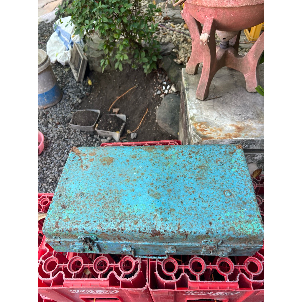 Koper Bahan Besi Kuno Antik Jadul, Ukuran Kecil