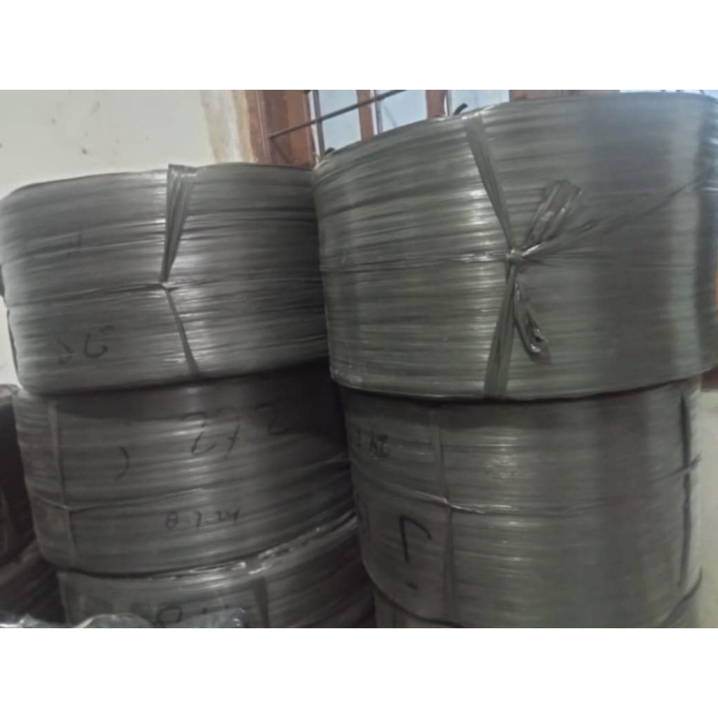 

Tali Rafia 1kg hitam tebal