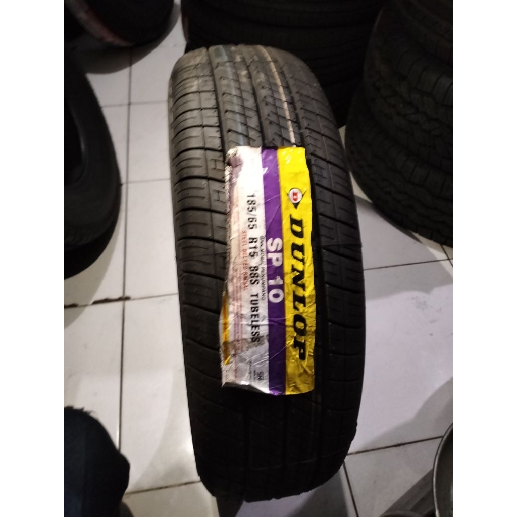 Ban Mobil 185/65 R15 88S SP10 DUNLOP