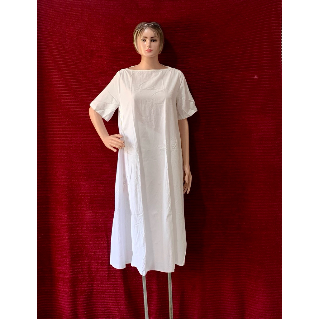 DRESS WANITA PUTIH POLOS LENGAN PENDEK KEKINIAN