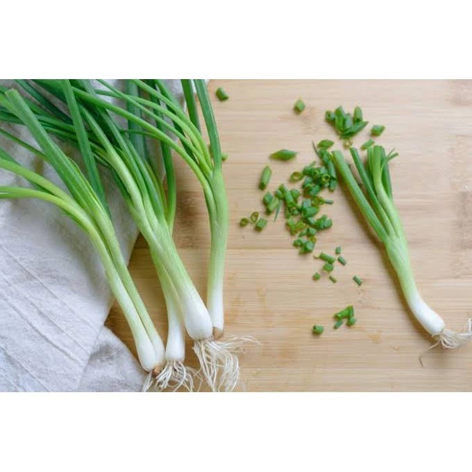 

Paket Daun Bawang 50gr dan Daun Seledri 20gr