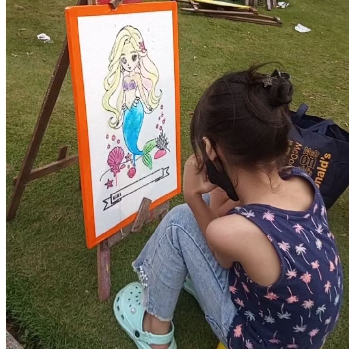 

PAKET MELUKIS ANAK, paket ini berisi 5 lembar gambar, cat 9warna botol 10 mil, kuas 2 pcs, palet cat 2. paket ini untuk edukasi mewarnai, belajar menggambar,engasah keterampilan anak