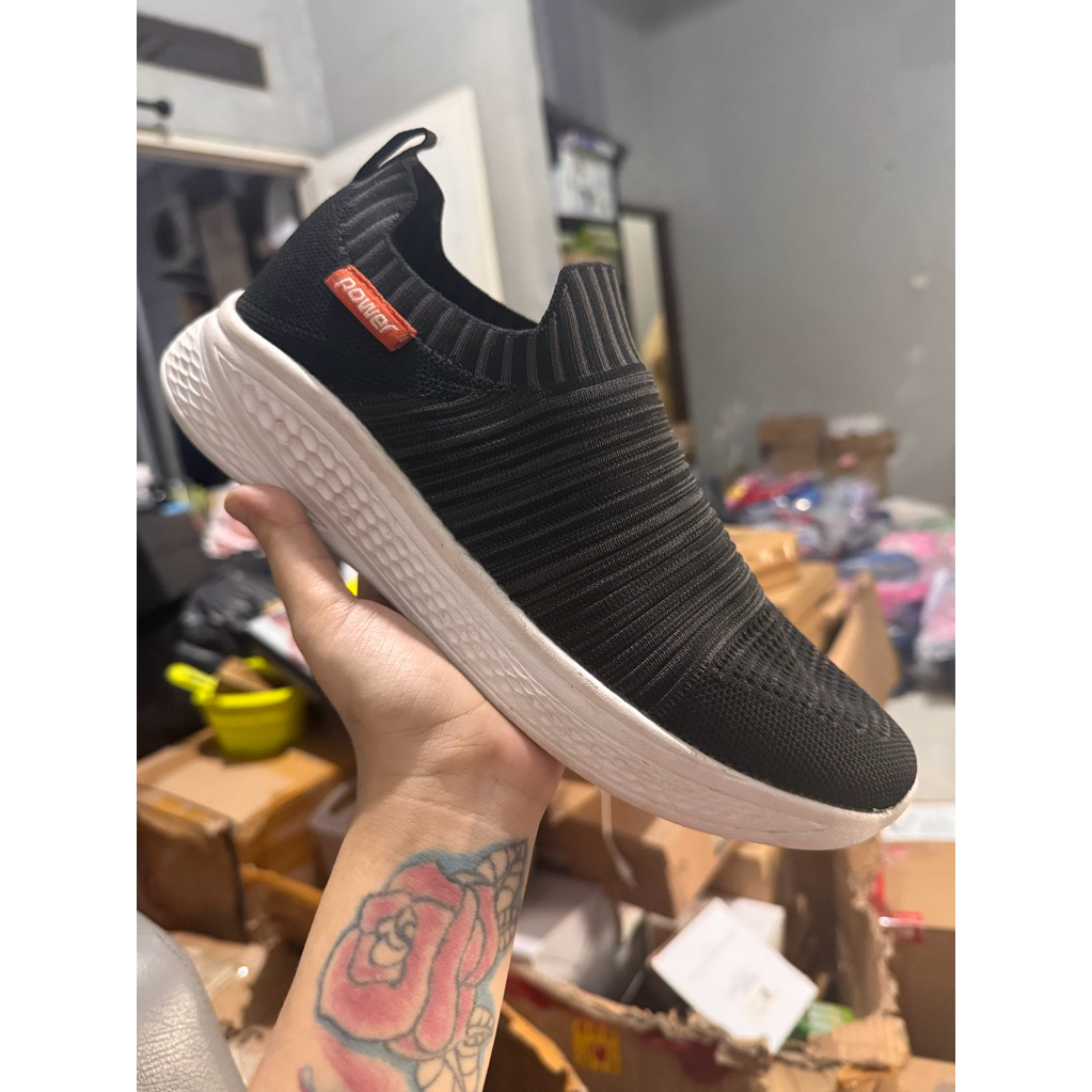 SEPATU SLIP ON BATA POWER SIZE 40