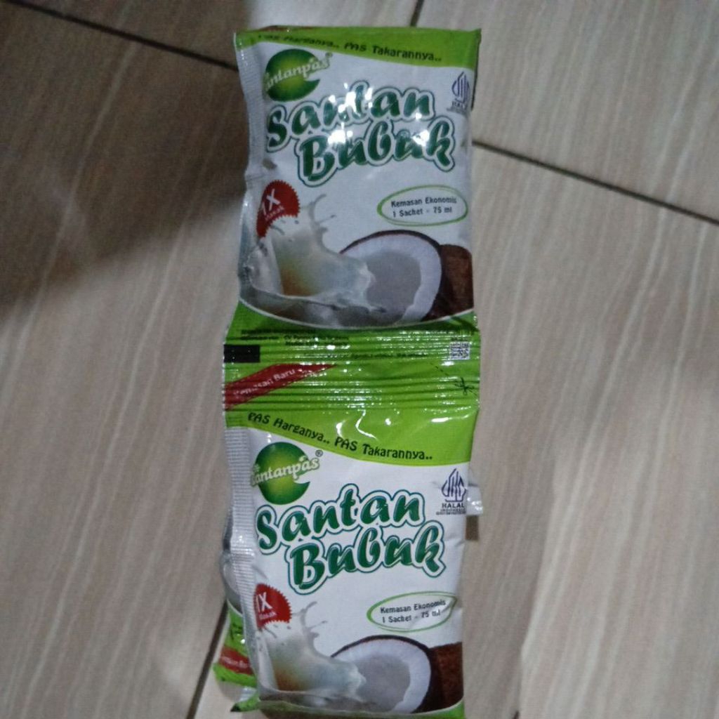 

santan bubuk 13gr/saset isi 10 saset (dijual per renteng)