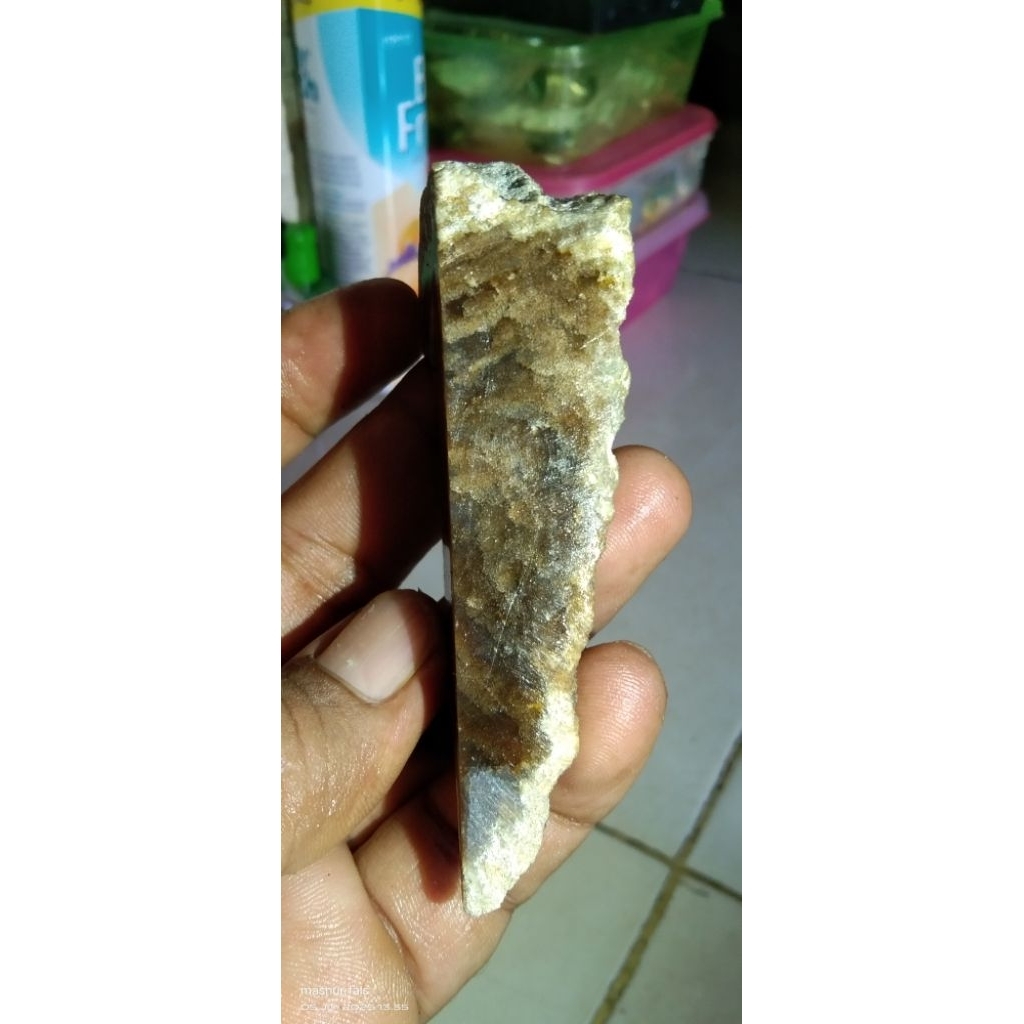 Batu fosil kayu super crystal tembus warna merah