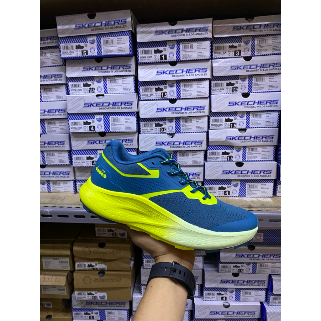 Sepatu Diadora original pria /Diadora Naindra mens running shoes-Blue