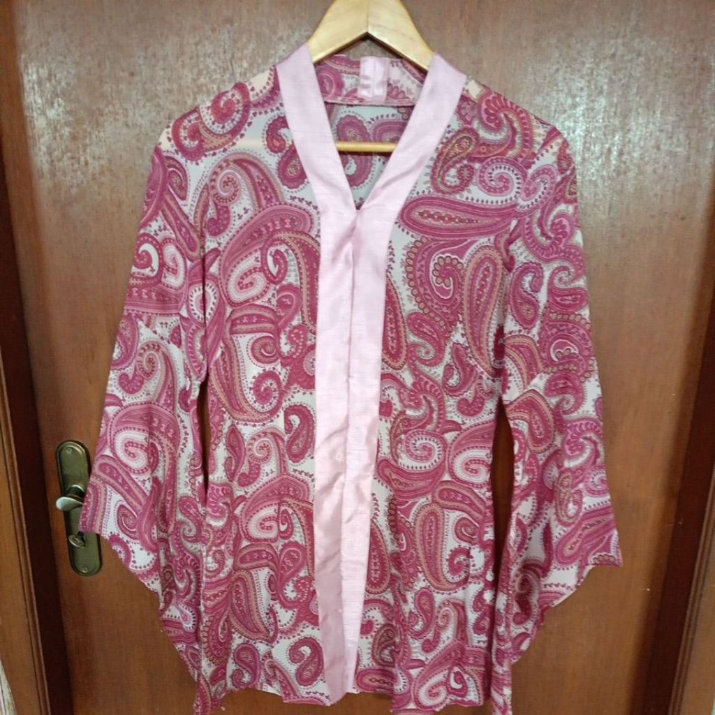 Preloved atasan wanita/blouse/baju batik