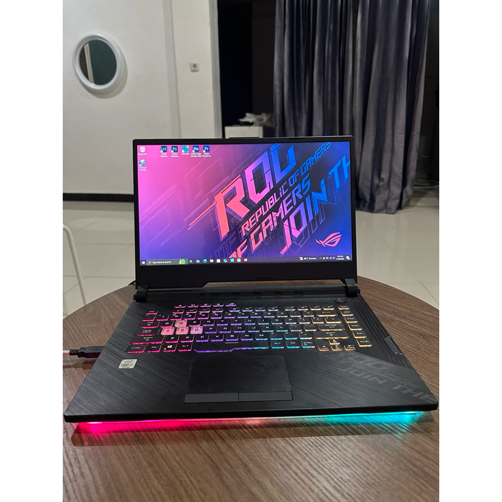 Asus Rog strix G512LW