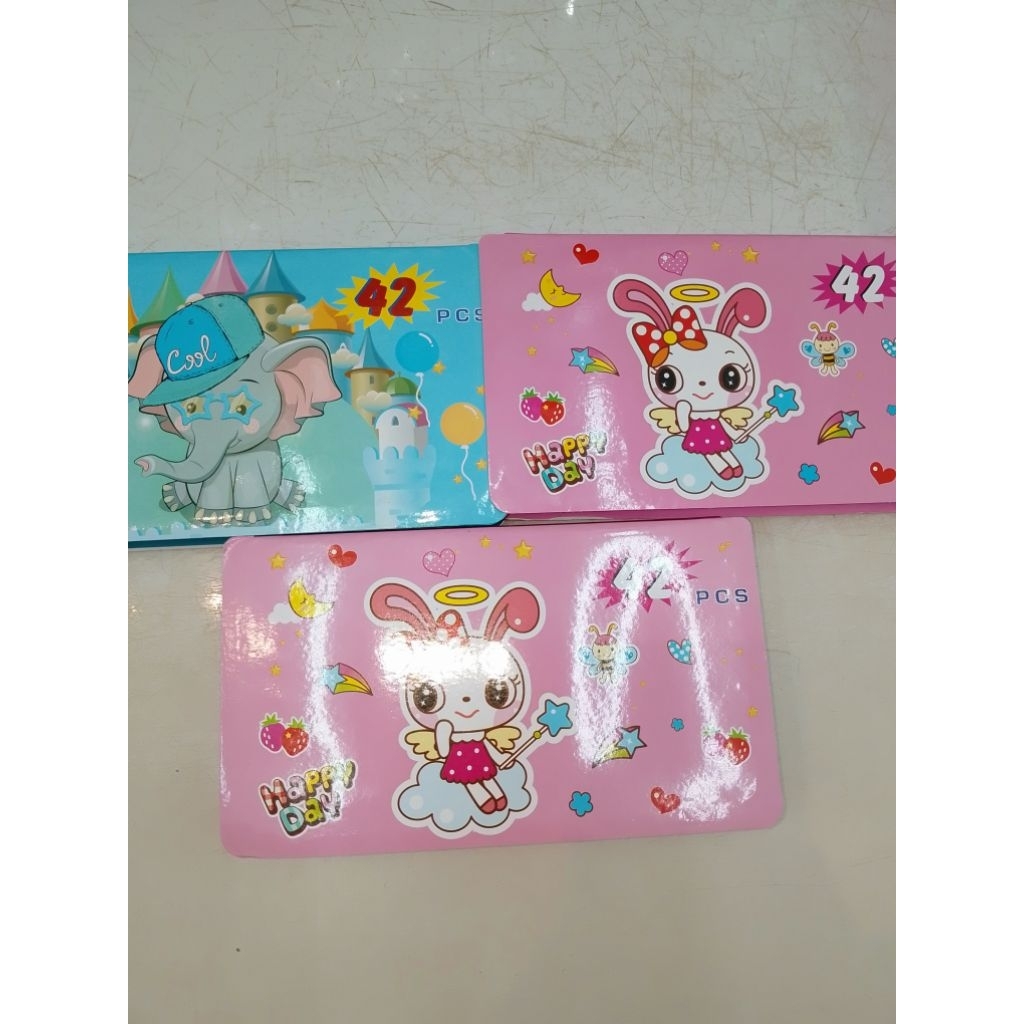

CRAYON MEWARNAI 42PCS/ CRAYON LUKIS ANK 42PCS / SET PENSIL WARNA ANAK