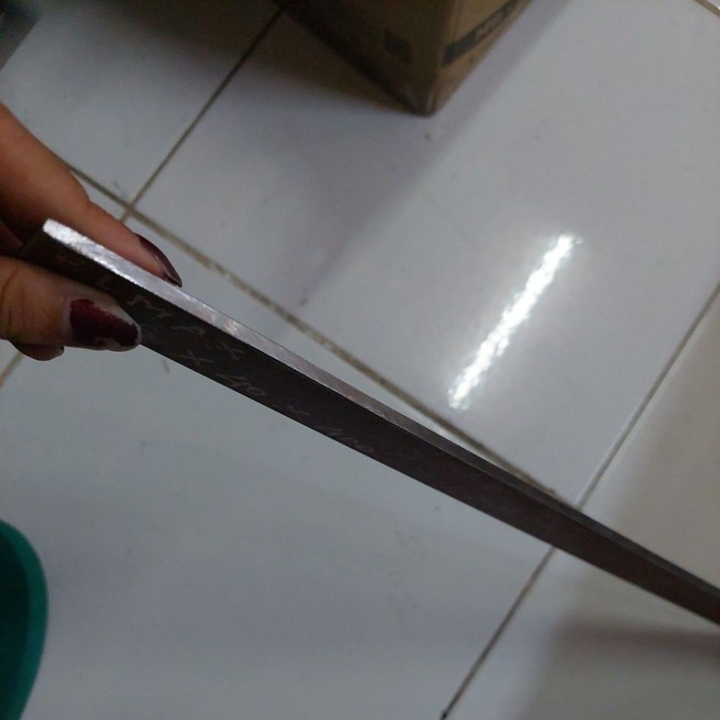 BAJA ELMAX 3,78X40X400MM POWDER METALLURGY ORIGINAL PERKAKAS /PISAU