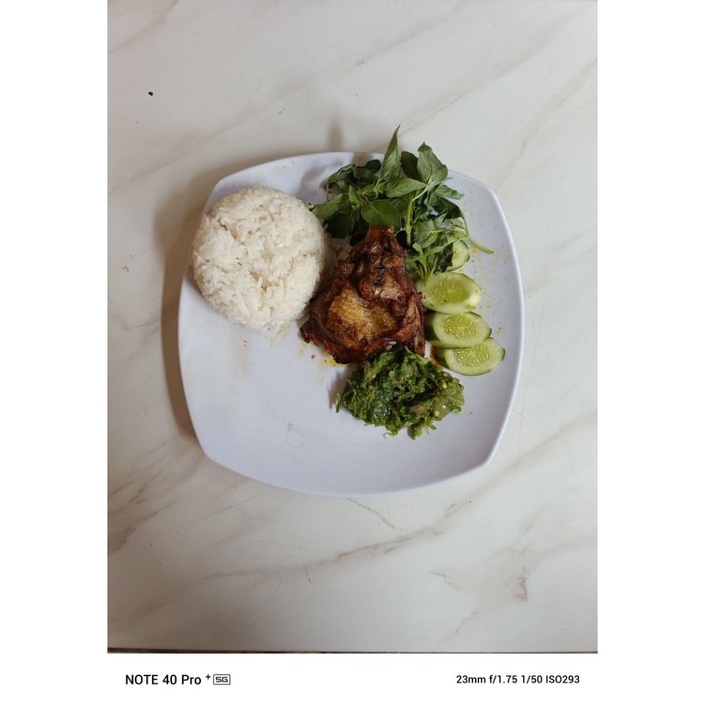 

Entok goreng cabe ijo