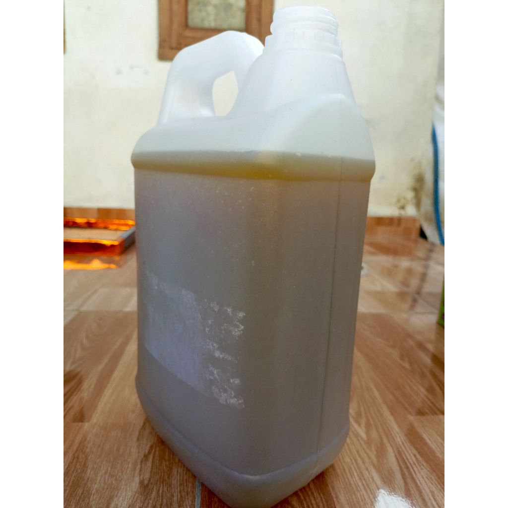 urine kambing ori pupuk cair kemasan 5.Ltr