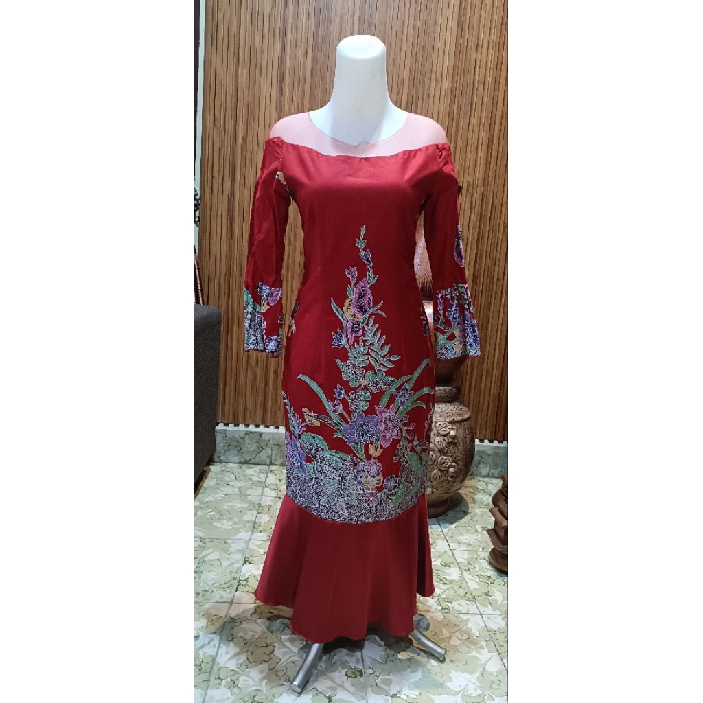 Dress Batik Merah LD Kecil