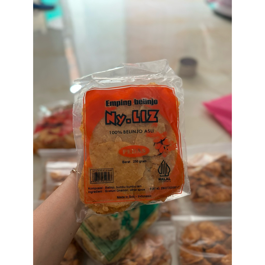 

Emping belinjo keripik belinjo kerupuk belinjo Ny Liz