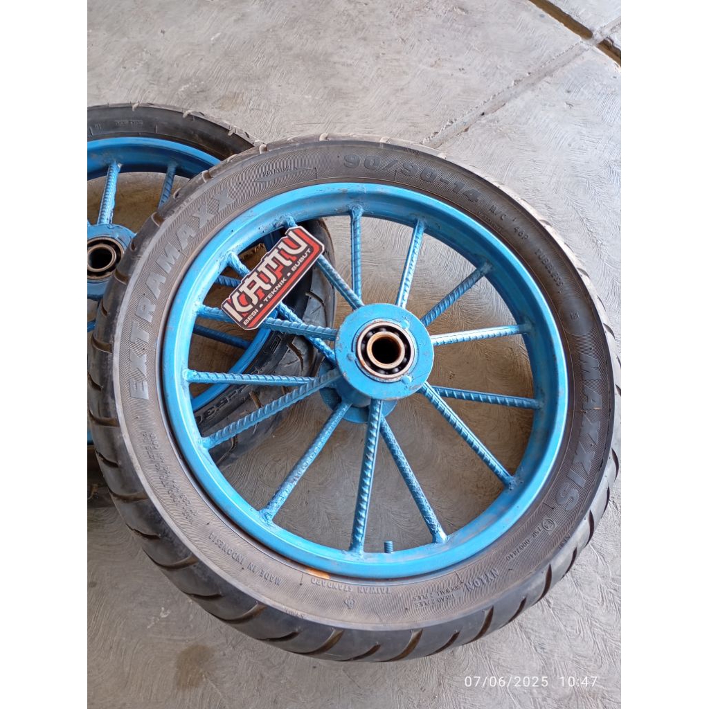 RODA GROBAK RING 14 INCIH BAN BEKAS SET SATU PASANG