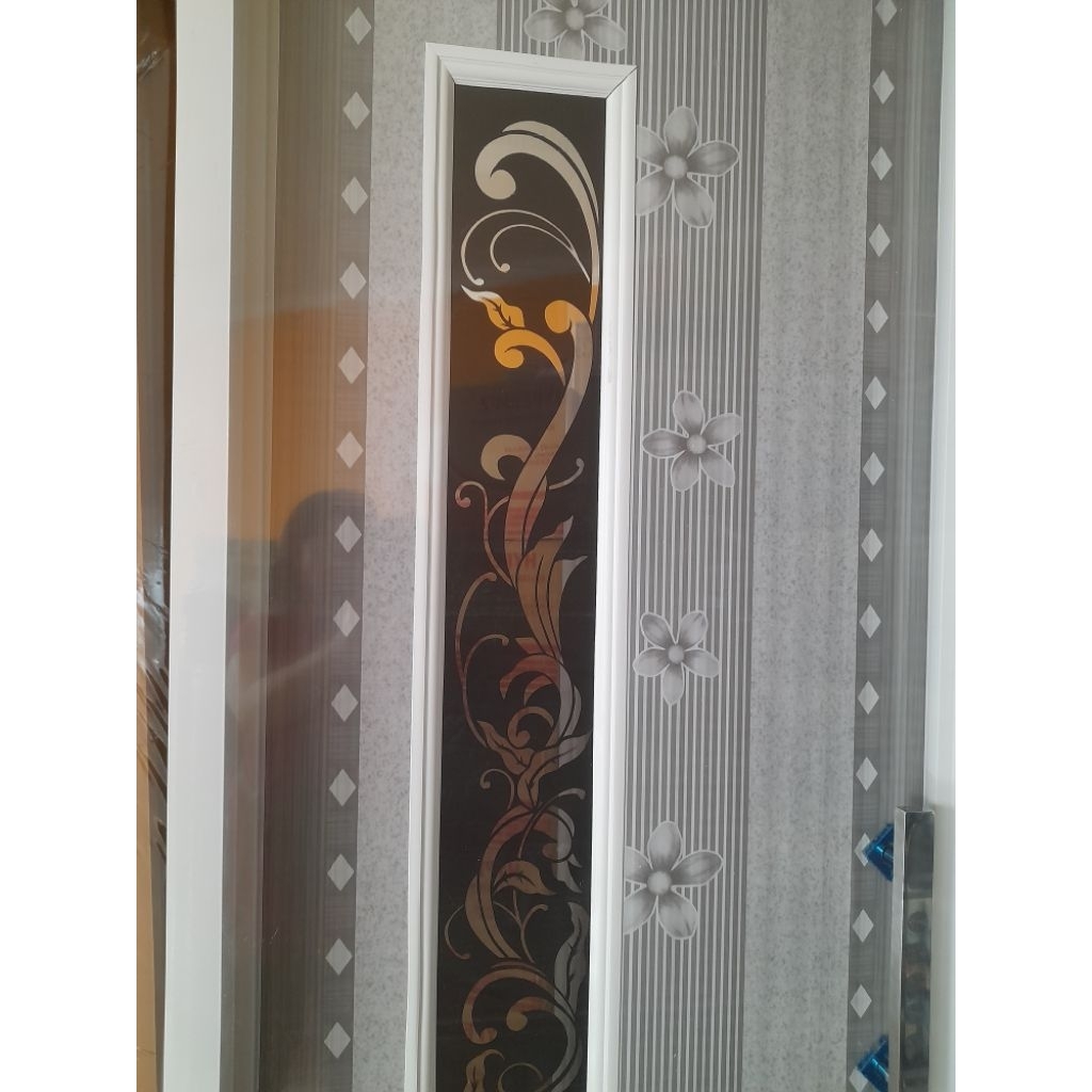 Pintu pvc kamar mandi cermin