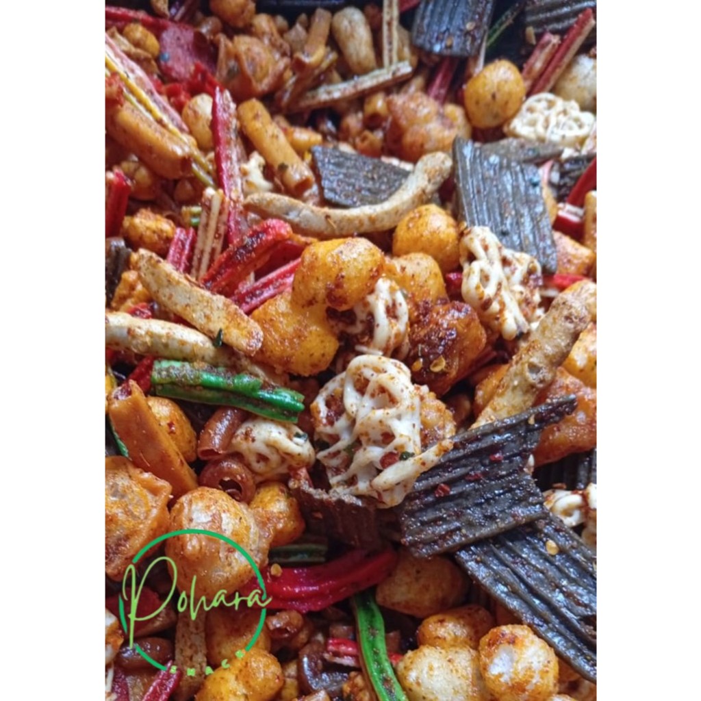 

seblak kering campur serba ada berbagai macam pedas gurih daun jeruk 250 gr