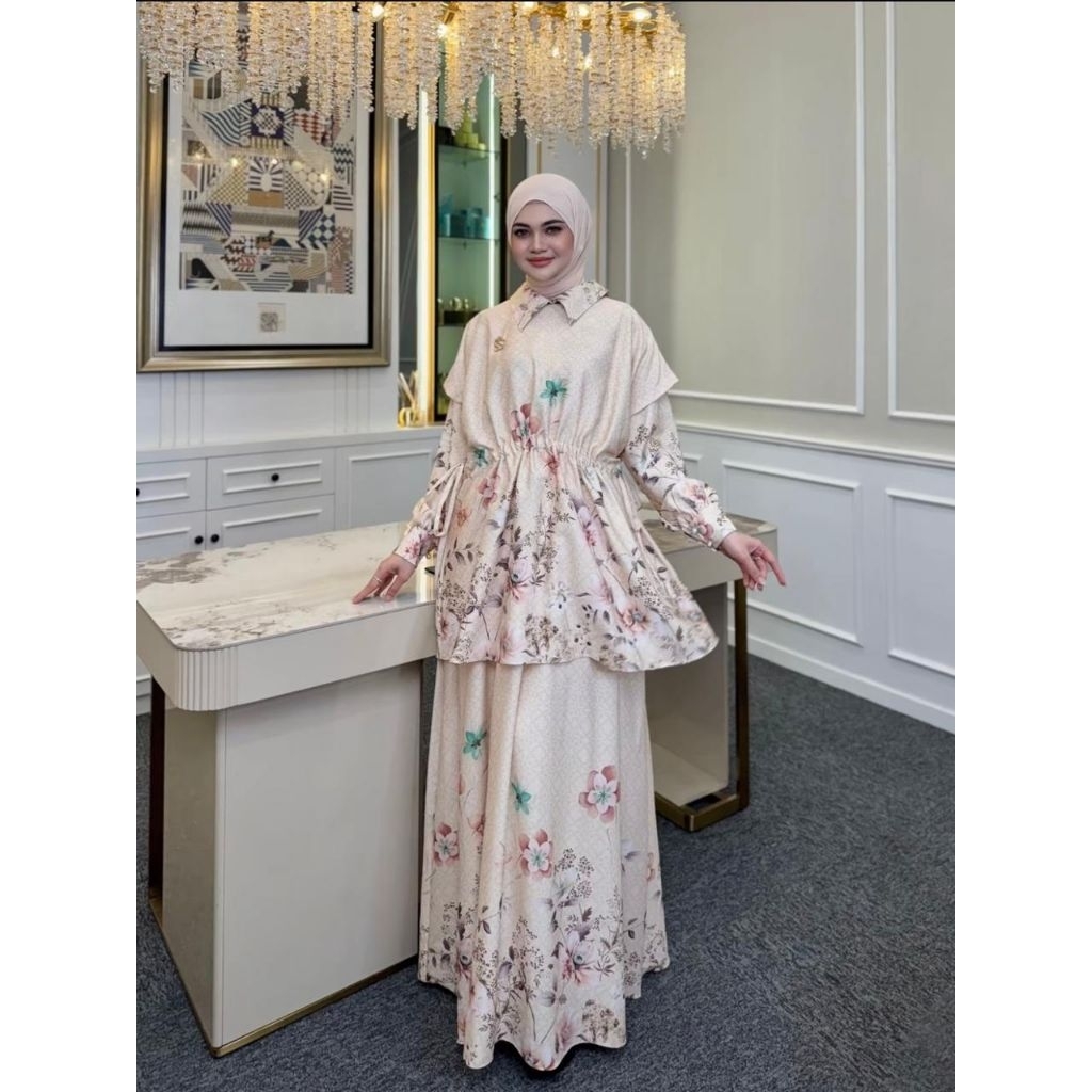 SheilaSaukiaPremiumDress