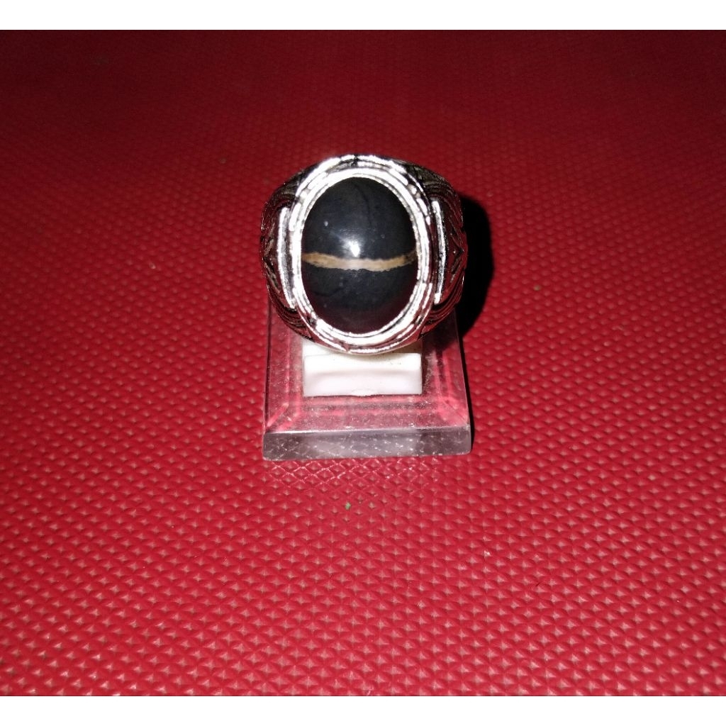 Batu cincin badar besi semeru lumajang asli dim kantoran urat emas kendit natural nempel magnet