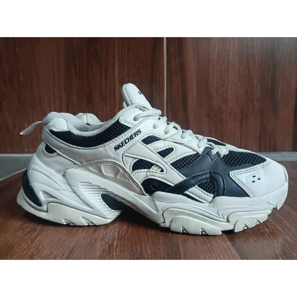 SKECHERS STAMINA V2 TRAINERS