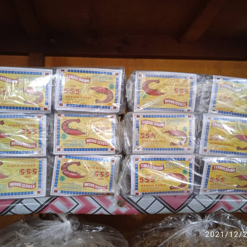 

Terasi udang 555 perpak/ isi 10 biji