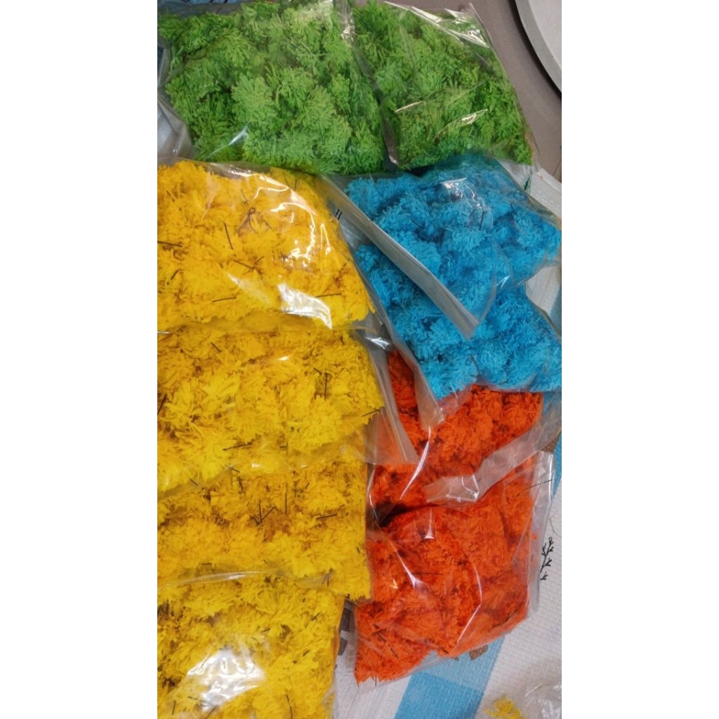 Bunga Suyok Kertas Krep Dekorasi Papan Ucapan Pernikahan Selamat