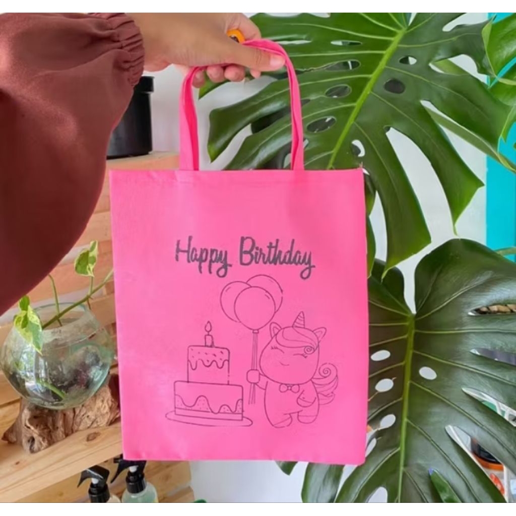 

Tas Spundbound Ulang Tahun