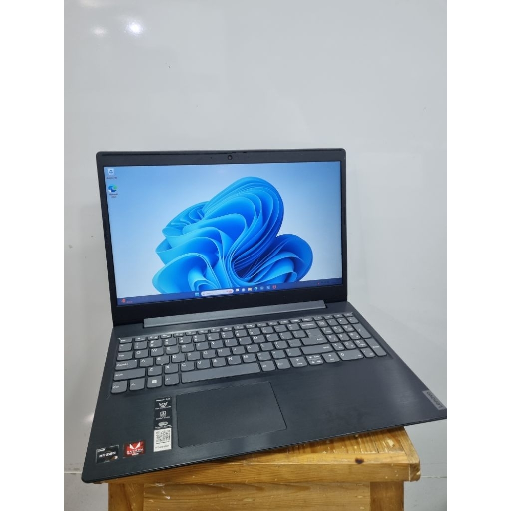 Laptop Lenovo IdeaPad L340-15API AMD Ryzen 3 3200U RAM 8GB SSD 512GB