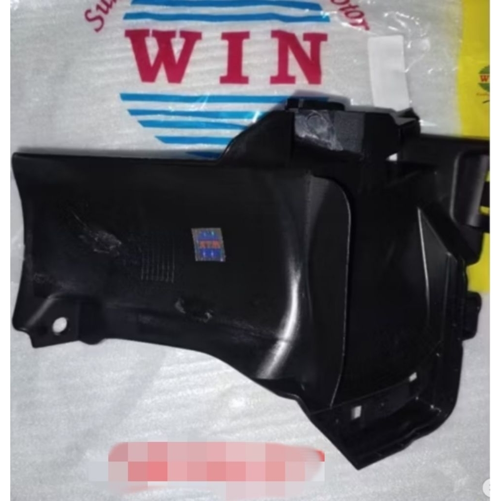 Spakbor kolong bawah Vario techno 125 kzr