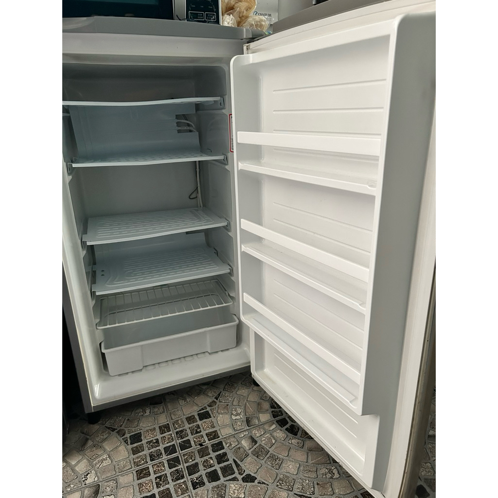 Second-FreezerAQUA-AQF-S4